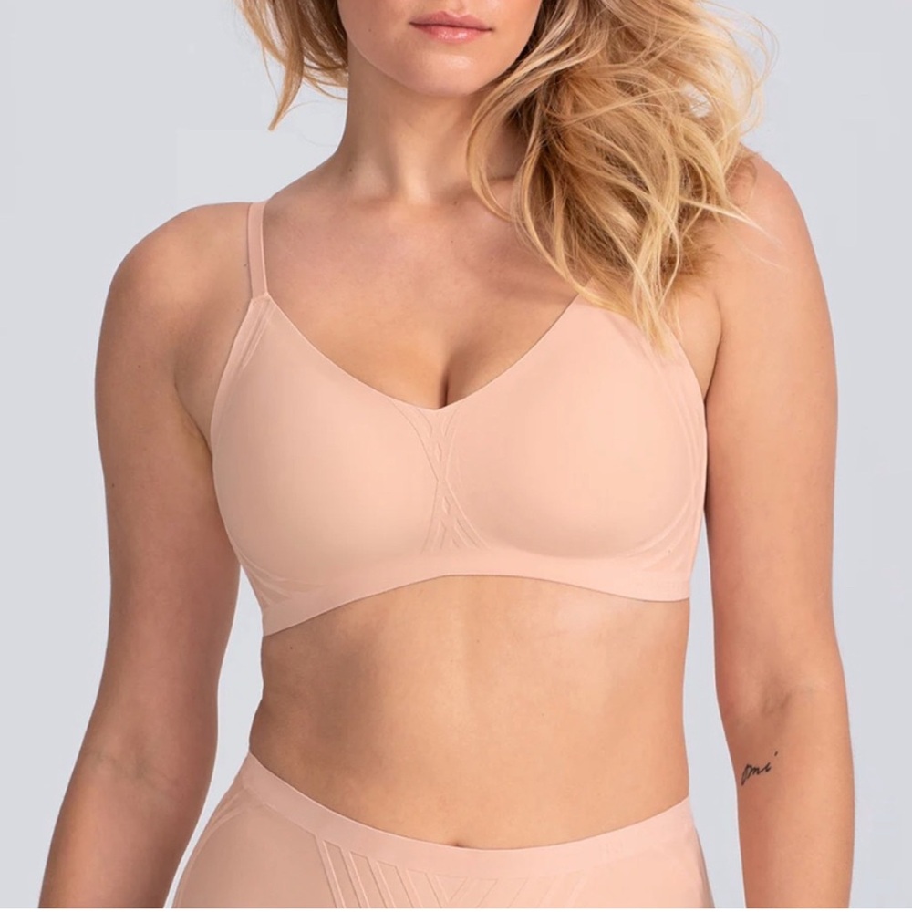 Honeylove Silhouette Nude Bra Medium